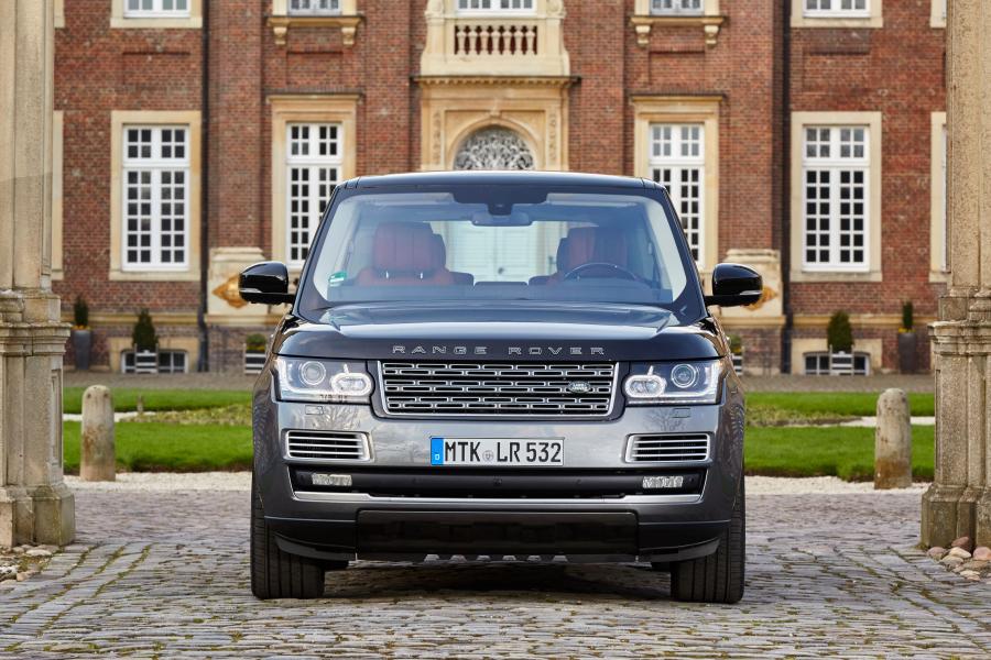  Land Rover Range Rover SVAutobiography LWB 2015 года  (фото 17 из 24)
